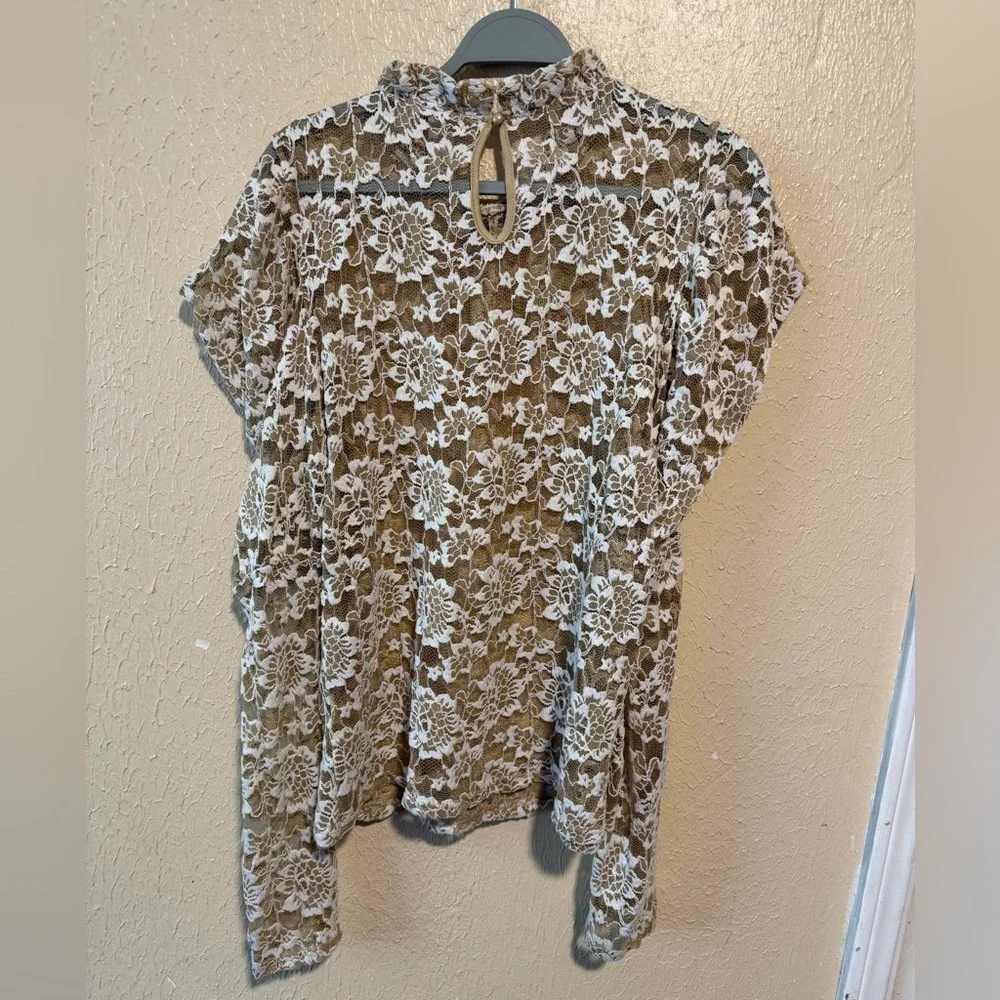 ANTHROPOLOGIE DOLAN Puff Sleeve Lace‎ TOP Size XL Stretchy